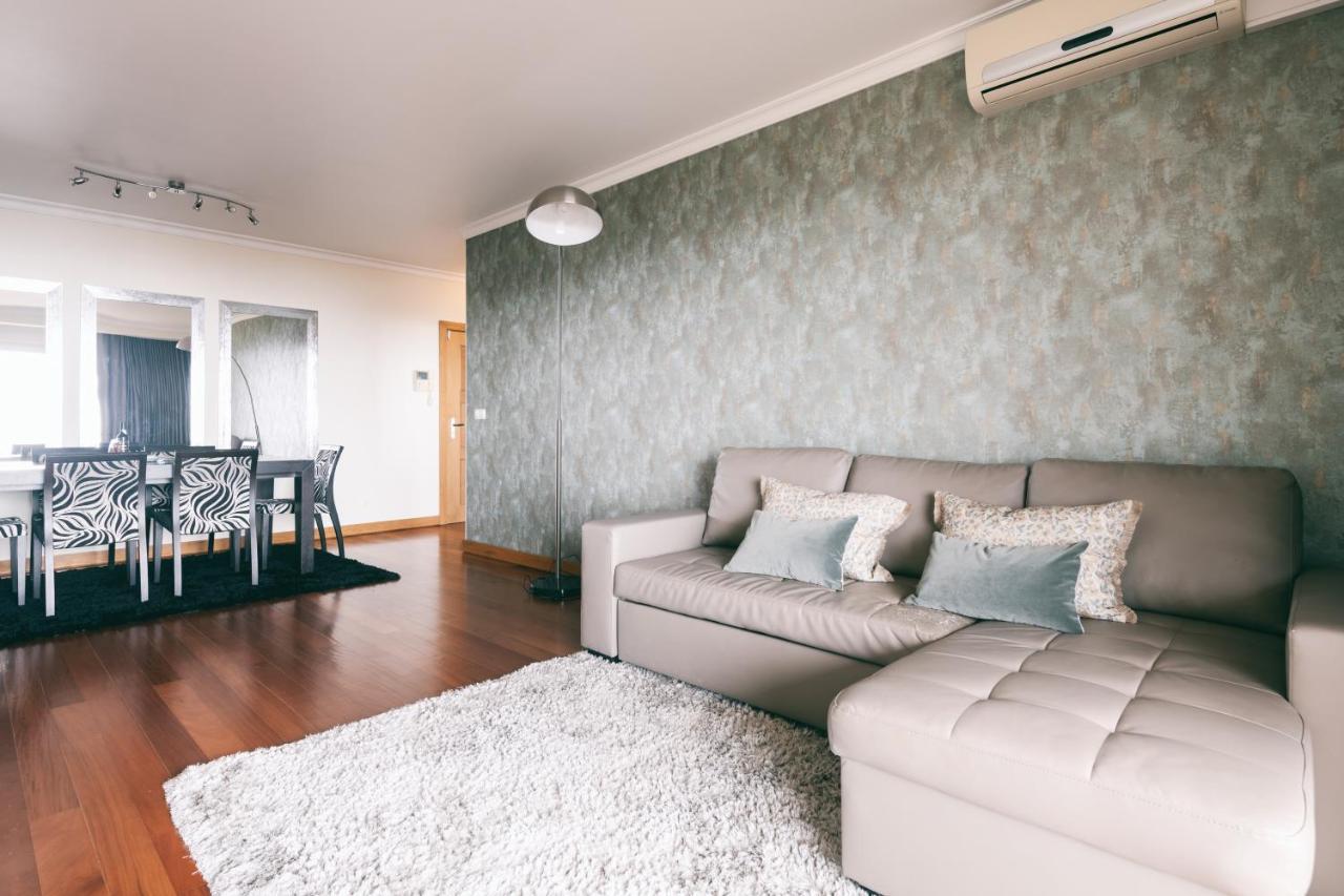 By The Sea II - Calmo Com Piscina E Vista Mar. Apartment Фуншал Екстериор снимка