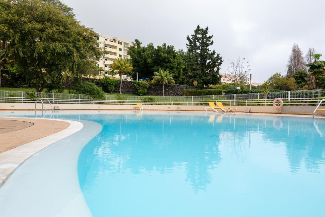 By The Sea II - Calmo Com Piscina E Vista Mar. Apartment Фуншал Екстериор снимка